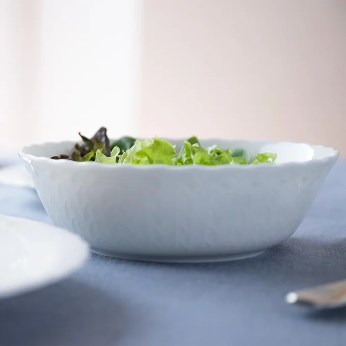 サラダも盛り付けるだけでキレイ（シルキーホワイト）