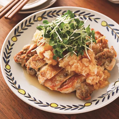 大根おろしの和風ソースがぴったり「カリカリチキンのおろしめんつゆソース」