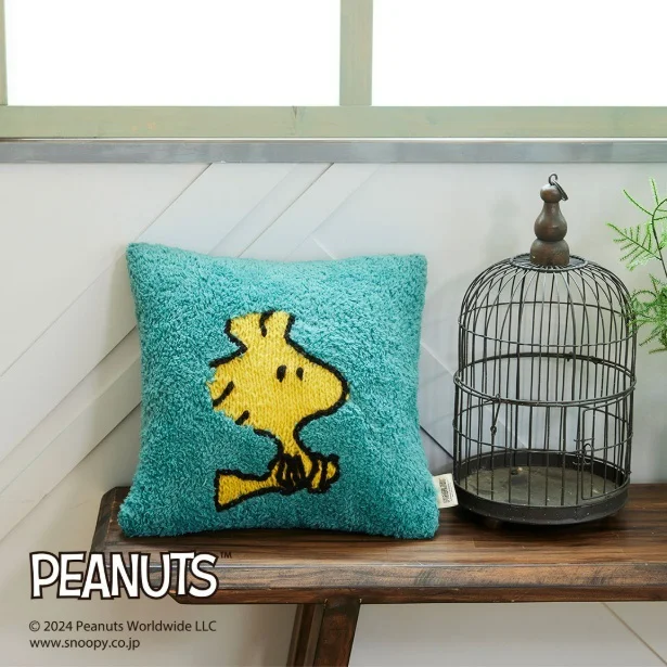 スヌーピー 棒針編みで作るクッションカバーキット〈ウッドストック〉