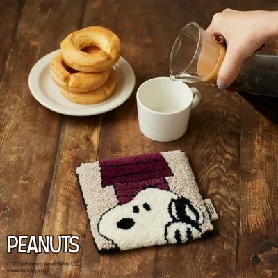 スヌーピー パンチニードルで作るミニマット〈スヌーピー〉