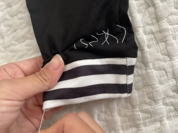 3、最後まで縫い終えたら糸をギューっと引っ張る!