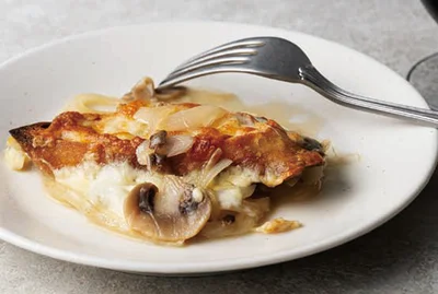 夜更けのバケットグラタン