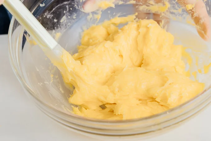 冷やしたあとのカスタードクリーム