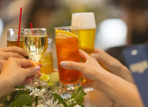 筋緊張が緩む飲酒もお口ポカンの原因に