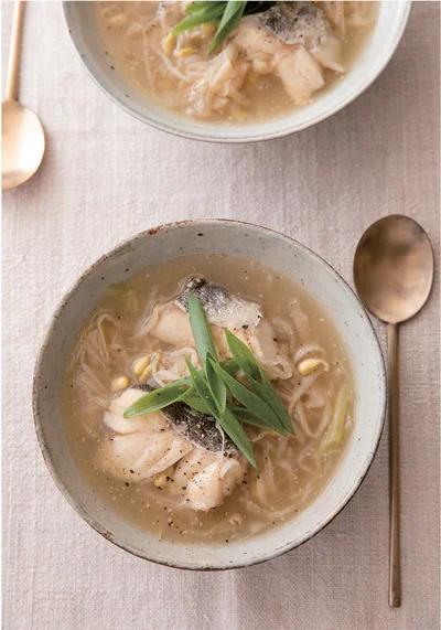 スープはやさしい甘みがあり、ほっとする味わいです