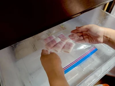 保存袋のまま冷凍庫へ（▶︎次へ）