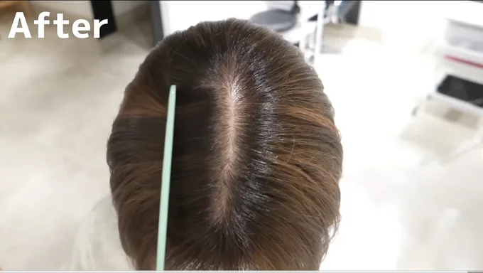 白髪も気にならず、ふわっとした頭頂部に変身！▶白髪が出やすい場所も…（⇒次へ）