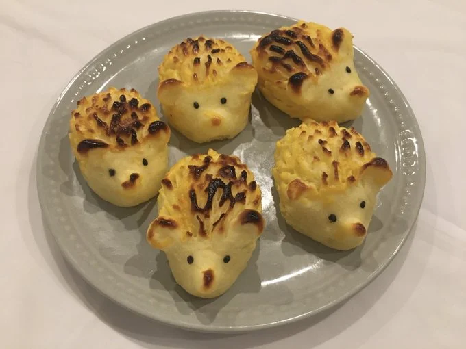 個性が光る！▶︎2匹くっつけて…（⇒次へ）