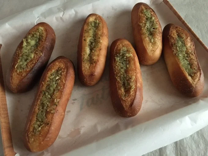 ガーリックフランス▶︎断面図は…？（⇒次へ）