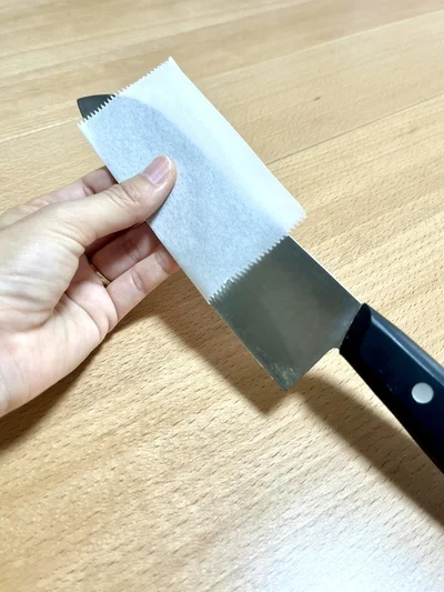 包丁に挟んで…（▶︎次へ）