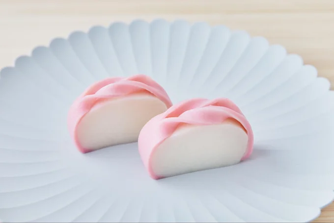 「手綱」は縁結びや家庭円満を願う細工なのだとか