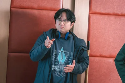 綺麗に作られた世界ではなく、実際に存在する多様な背景を持つ若者たちを描いたというユン監督