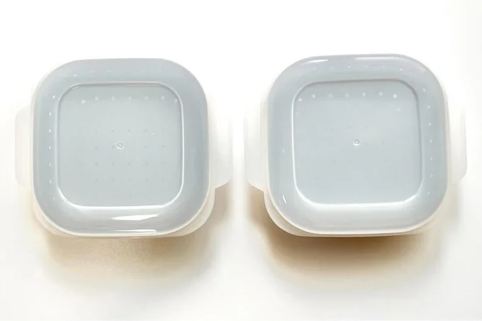 3COINSのごはん保存容器2個セット：330ml　　　　　　▶お値段以上の理由とは？