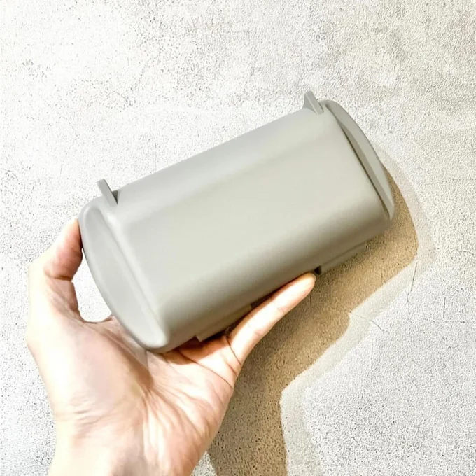 3COINSの電子レンジ用ハーフホットサンドメーカー　　▶開けてみたら？