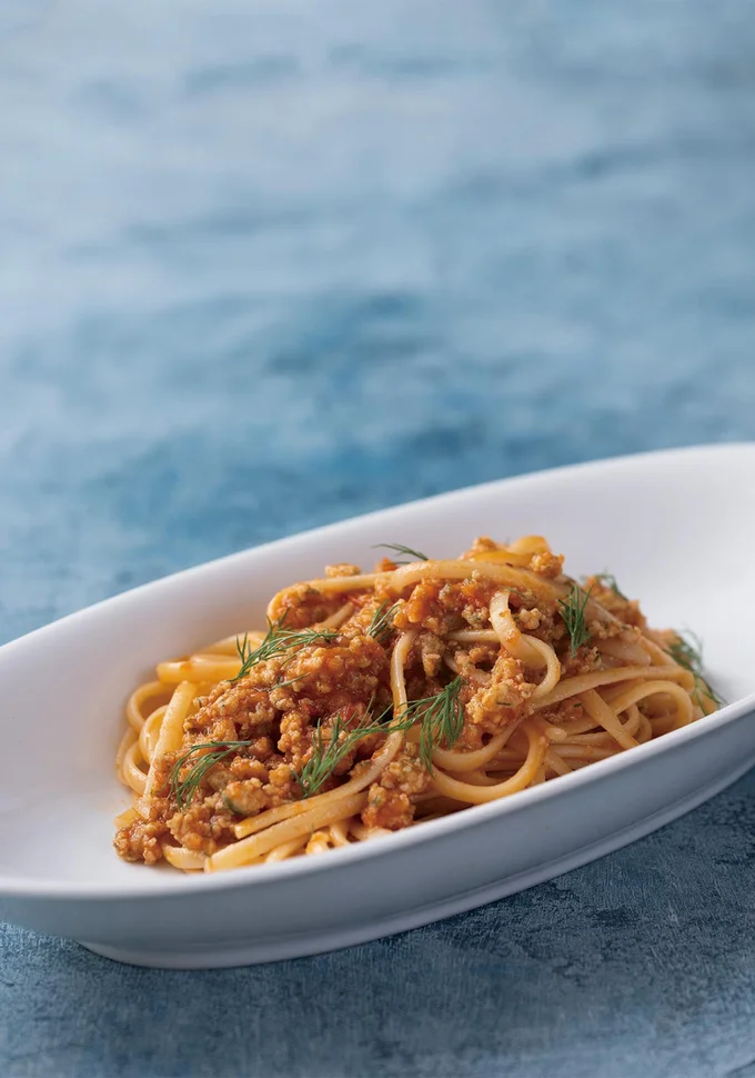 パスタ 魚介のラグートマトソース