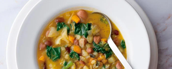 野菜の旨みがギュッ！ 滋味深い「原点のミネストローネ」