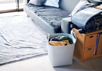 上着なども放り込むだけで片づけられれば、リセットがラクに