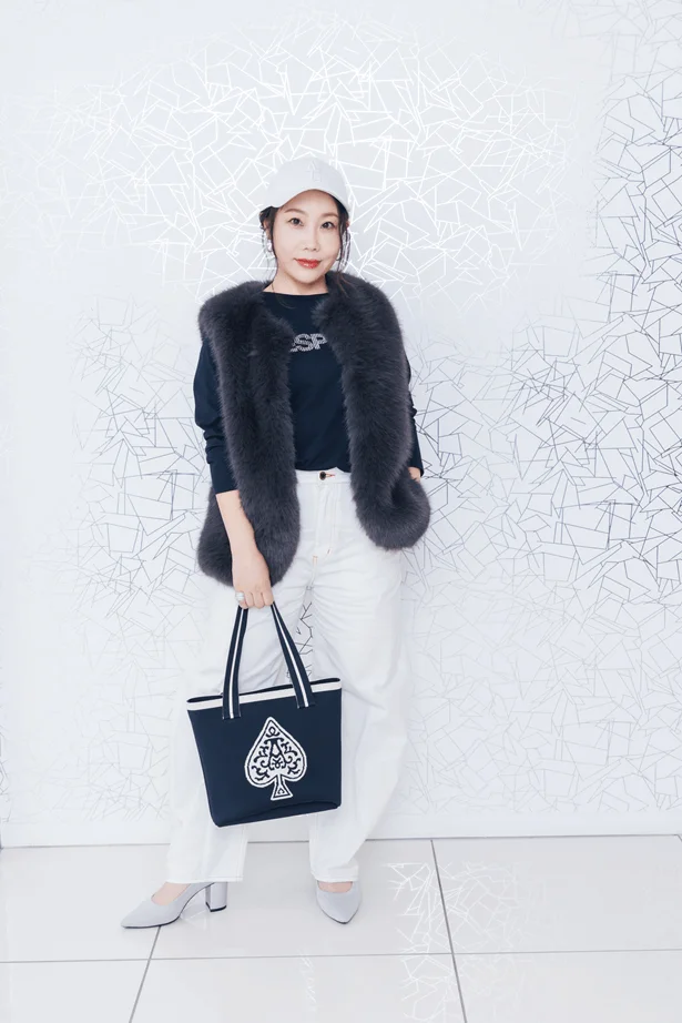 大人スポーティな甘辛ミックスコーデにも挑戦