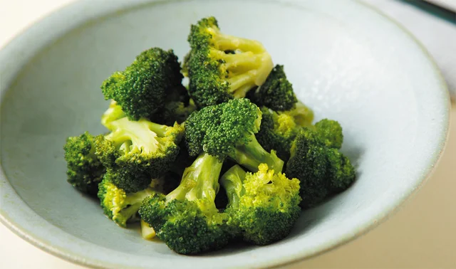 ブロッコリーを楽しむには最初が肝心？ おすすめの下ごしらえ法、バズ農家がレシピと共に教えます