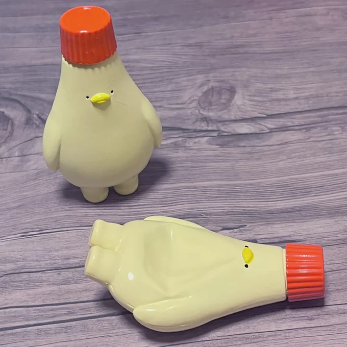 ガチャガチャで販売していた牛人さん制作のマヨネーズ▶飲むのを躊躇しちゃう…（⇒次へ）