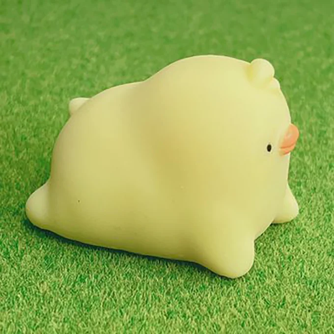 この角度…セクシー？▶つやつやな質感…！（⇒次へ）