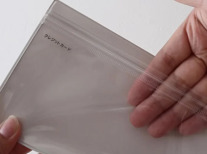 無印良品の片面クリアケース　▶どうやって使う？