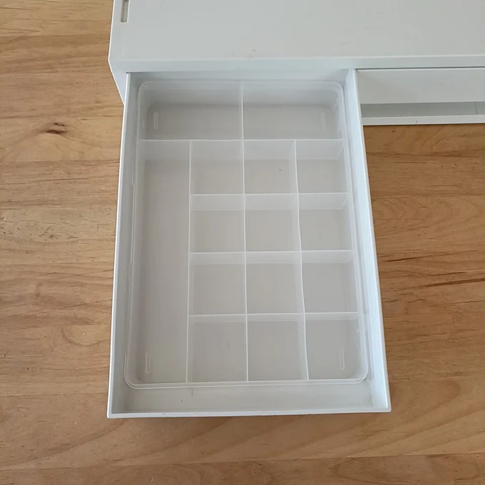 無印良品のケースの中にはめ込むとピッタリ！　▶収納してみたらどうなる？