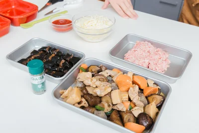 具だくさんの筑前煮（煮しめ）も全部使っちゃいます