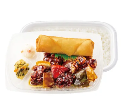 黒酢酢豚&春巻弁当 690円