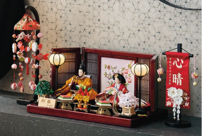 親王飾り「三曲枝桜黄櫨染」