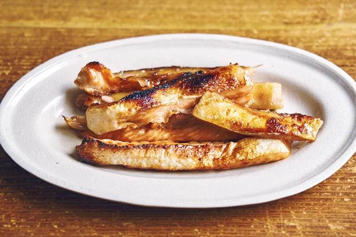 焼肉のタレを使ったら、子ども人気ナンバーワンの魚料理に！【焼肉味の鮭ハラス】