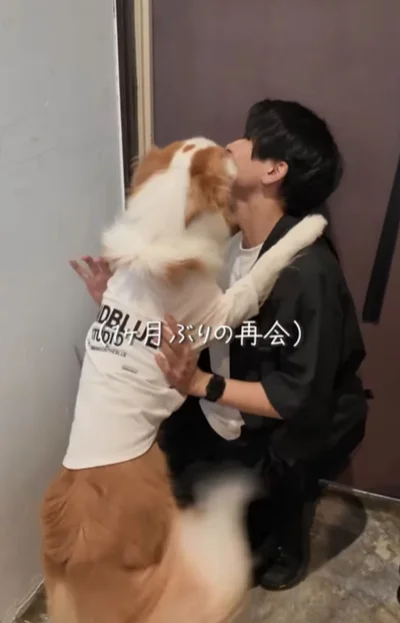 サプライズ再会に大喜び▶嬉しさが溢れて…（⇒次へ）