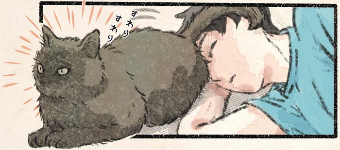 眠る飼い主におしりを向けて鎮座。ネコ様の無言アピール