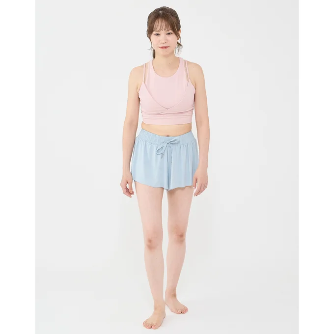 猫背で前のめり