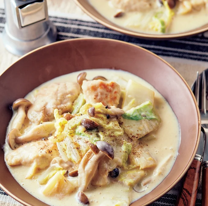 おなかいっぱい食べてもOK！「ささ身と白菜のクリーム煮」
