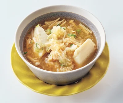 新陳代謝を促しお腹も満足。余った野菜ですぐできホッとスープ3品