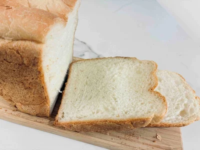 焼き立てをそのまま食べると、小麦の甘みと香りがしっかり感じられました。