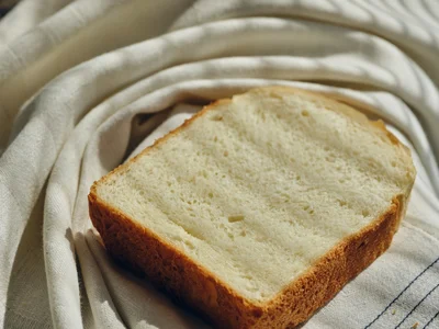 角食パンという定番メニューだからわかる、焼き上がりのおいしさ、安心感、使いやすさ。