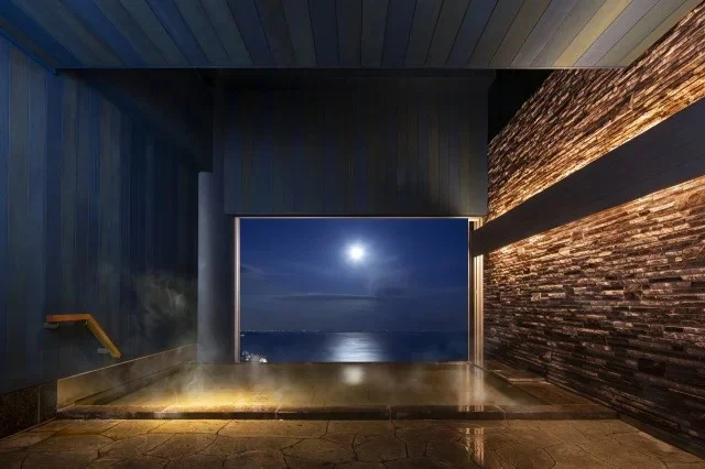 【リゾナーレ熱海】半露天風呂（ムーンロード） 