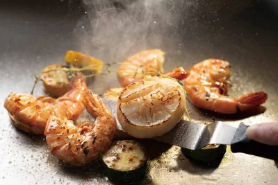 【リゾナーレ熱海】夕食ビュッフェ海鮮プランチャ