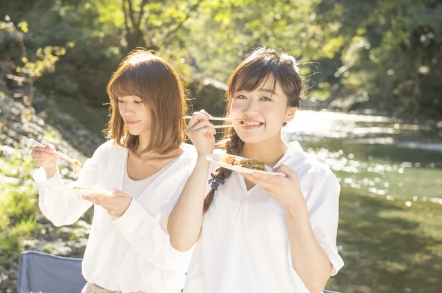 アウトドアで食べると妙においしい焼きそば