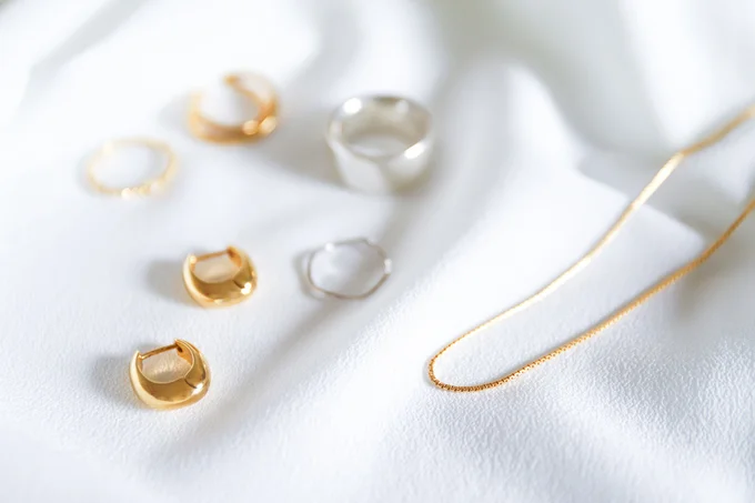 QVCはジュエリーも人気！（※写真はイメージ）