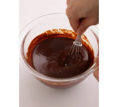 なじむまでよく混ぜる