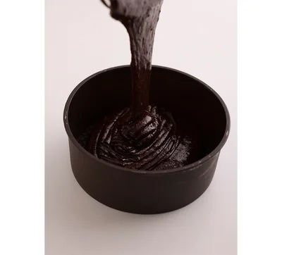 生地の空気を抜く