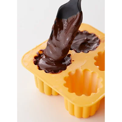 たっぷり入れると、固まったときに取り出しやすいです