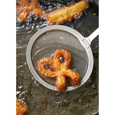 きつね色になるまで揚げる