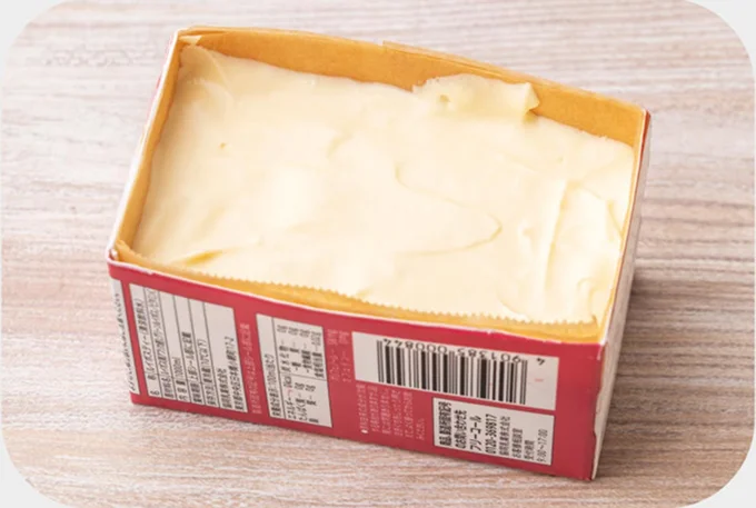 冷凍庫で2～3時間冷やし固める