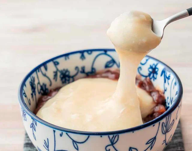 豆腐を加えてびっくり！とろっとろのび〜る「豆腐もち」