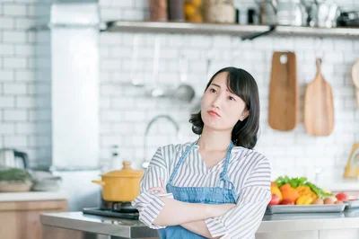 料理がしんどい原因は「調理」じゃなく「判断」だった!? 「料理のルーティン化」のススメ【脳が疲れない家事】