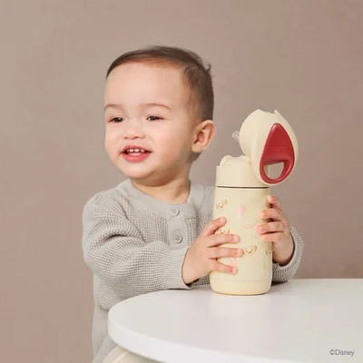 小さな手でも持ちやすい設計